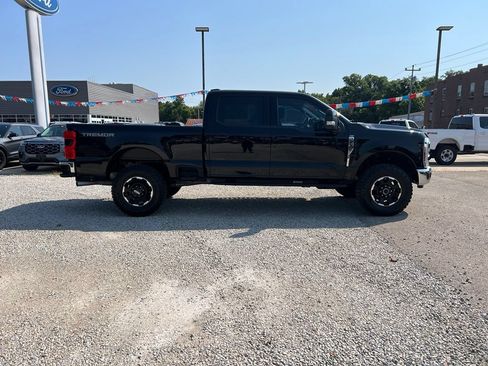 Used 2025 Ford F250 Lariat w/ Tremor Off-Road Package AWD/4WD image 9