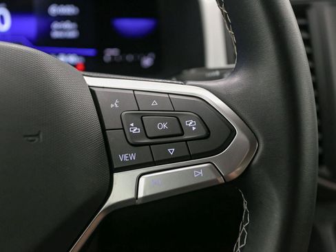 Certified 2022 Volkswagen Atlas Cross Sport SE AWD/4WD image 36