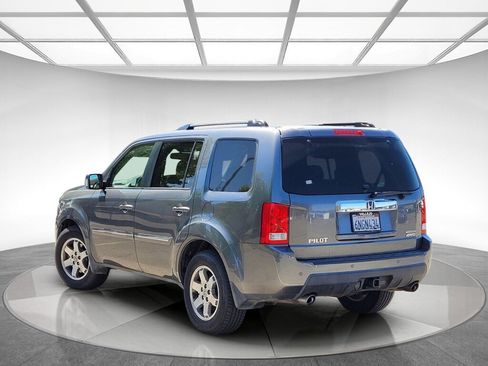 Used 2011 Honda Pilot Touring image 5