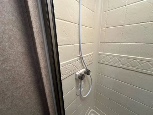 Used 2011 Mercedes-Benz Sprinter 3500 image 30