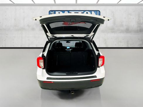 Used 2023 Ford Explorer XLT image 24