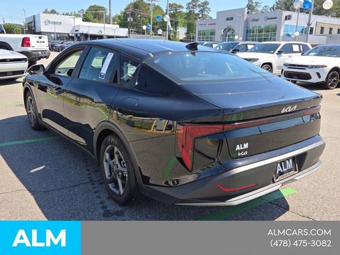 Used 2025 Kia K4 FWD image 11