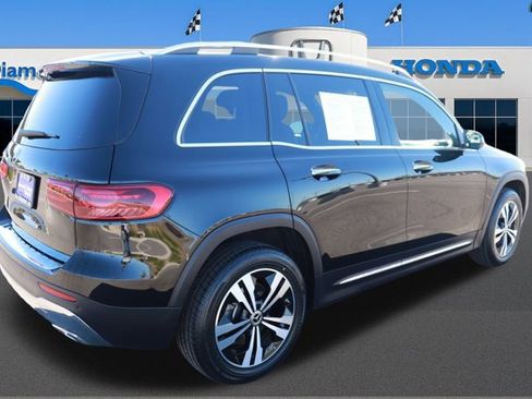 Used 2024 Mercedes-Benz GLB 250 image 6