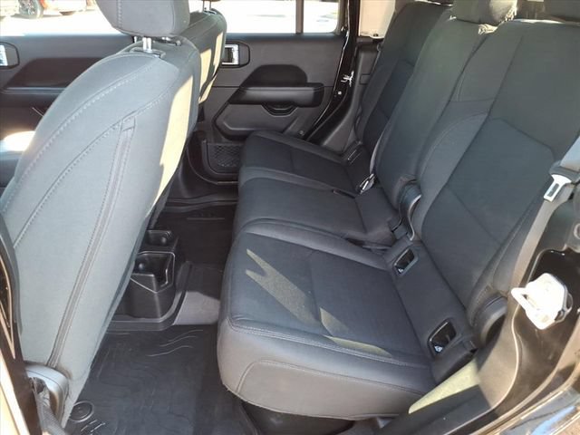 Used 2021 Jeep Gladiator Overland AWD/4WD image 13