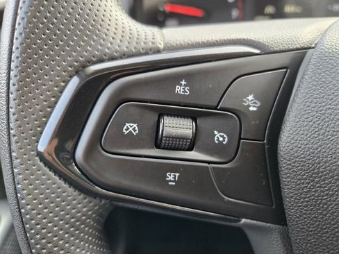 Used 2024 Chevrolet Trax LS image 21