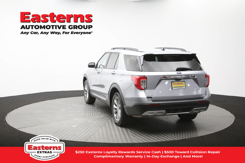 Used 2023 Ford Explorer XLT w/ Equipment Group 202A AWD/4WD image 68