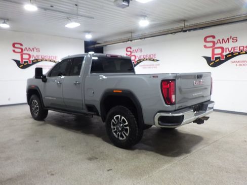 Used 2024 GMC Sierra 2500 SLE w/ SLE Convenience Package AWD/4WD image 2