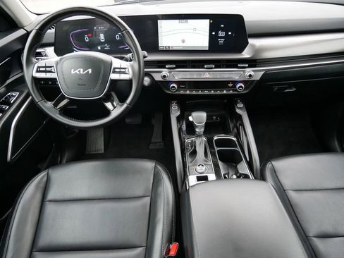 Used 2025 Kia Telluride S image 9