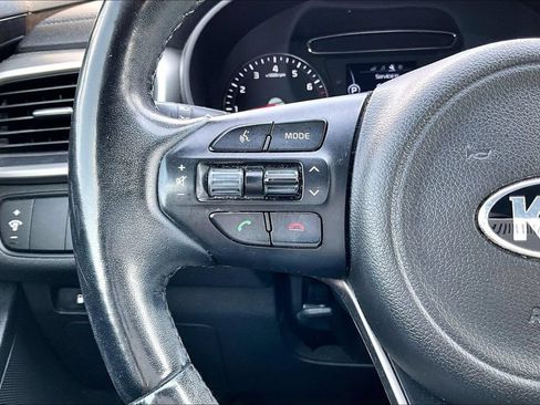 Used 2016 Kia Sorento AWD w/ LX Convenience Package image 18