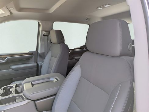 New 2026 GMC Sierra 1500 Elevation image 16