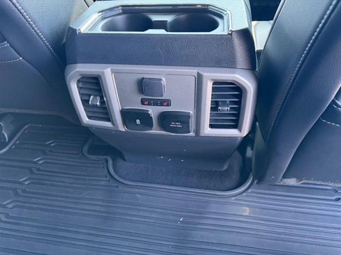Used 2022 Ford F350 Lariat w/ Lariat Ultimate Package image 17