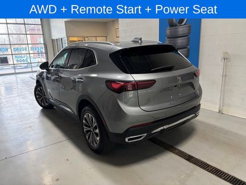Used 2025 Buick Envision Preferred AWD/4WD image 7