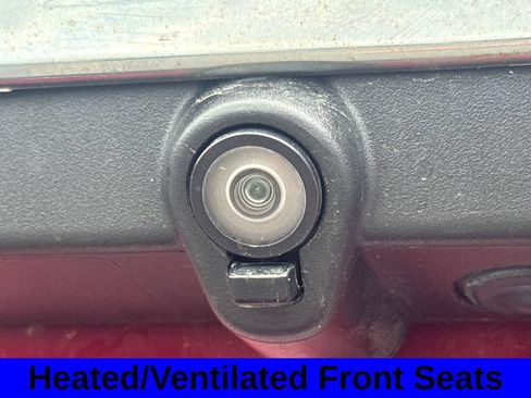 Used 2020 Ford Expedition XLT w/ Equipment Group 202A AWD/4WD image 24