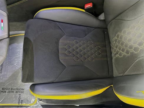 Used 2024 Lamborghini Urus Performante image 20