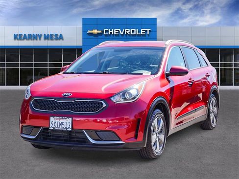 Used 2019 Kia Niro LX image 3