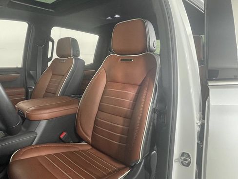 Used 2024 GMC Sierra 1500 Denali Ultimate AWD/4WD image 23