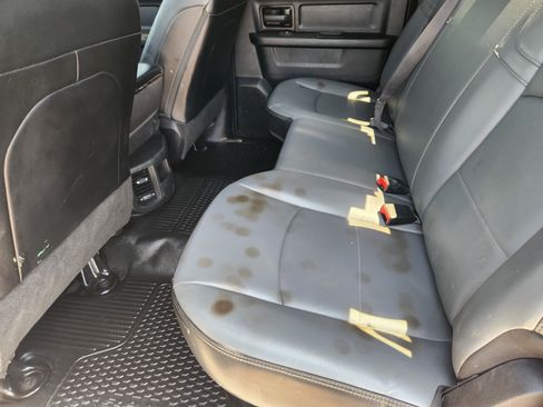 Used 2023 RAM 2500 Tradesman w/ Chrome Appearance Group AWD/4WD image 28