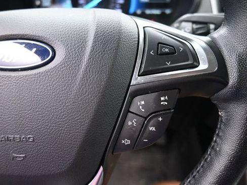 Used 2024 Ford Edge SEL AWD/4WD image 25