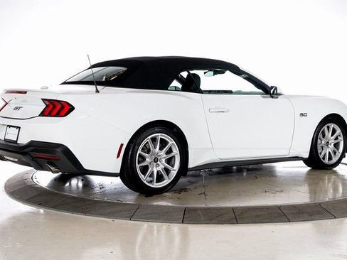 Used 2024 Ford Mustang GT Premium image 7