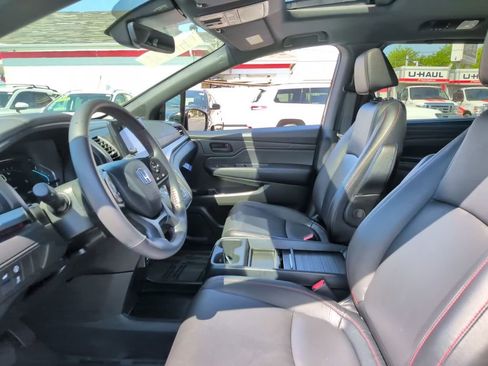 Used 2024 Honda Odyssey Sport image 20