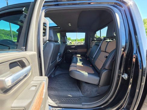 Used 2021 Chevrolet Silverado 2500 High Country w/ LPO, Hitch Package AWD/4WD image 25