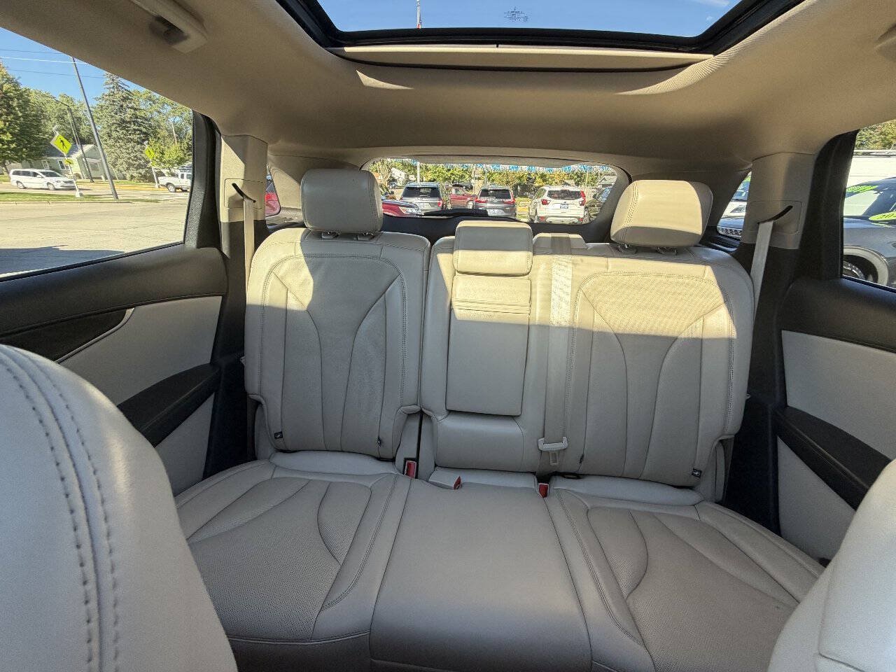 Used 2018 Lincoln MKX Reserve w/ Driver Assistance Package AWD/4WD image 32