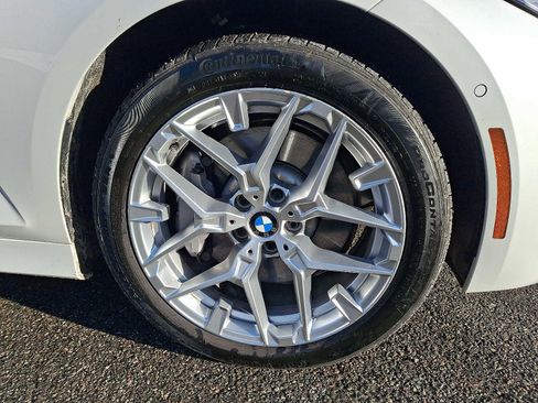 Used 2025 BMW 330i xDrive Sedan w/ M Sport Package image 8