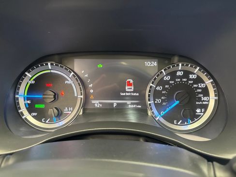 Used 2023 Toyota Highlander XLE AWD/4WD image 19