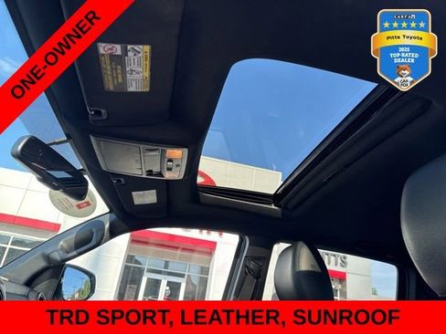 Certified 2016 Toyota Tacoma TRD Sport w/ Premium & Technology Package RWD image 11