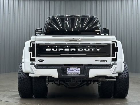 Used 2026 Ford F450 Platinum w/ FX4 Off-Road Package AWD/4WD image 4