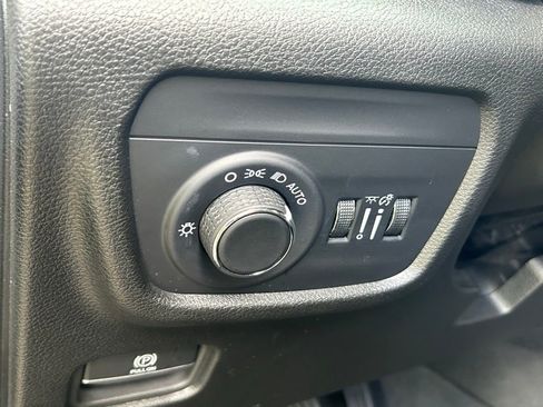 Certified 2024 Jeep Grand Cherokee Altitude image 48