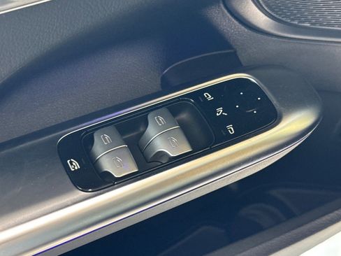 Certified 2023 Mercedes-Benz C 300 Sedan image 13