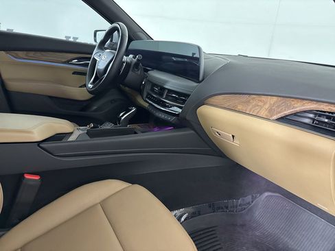 Used 2025 Cadillac CT5 Premium Luxury image 30