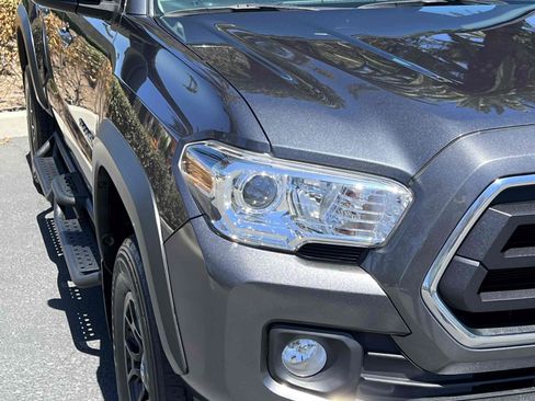 Used 2023 Toyota Tacoma SR5 RWD image 40