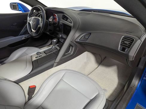 Used 2015 Chevrolet Corvette Stingray Coupe w/ 2LT Preferred Equipment Group image 28