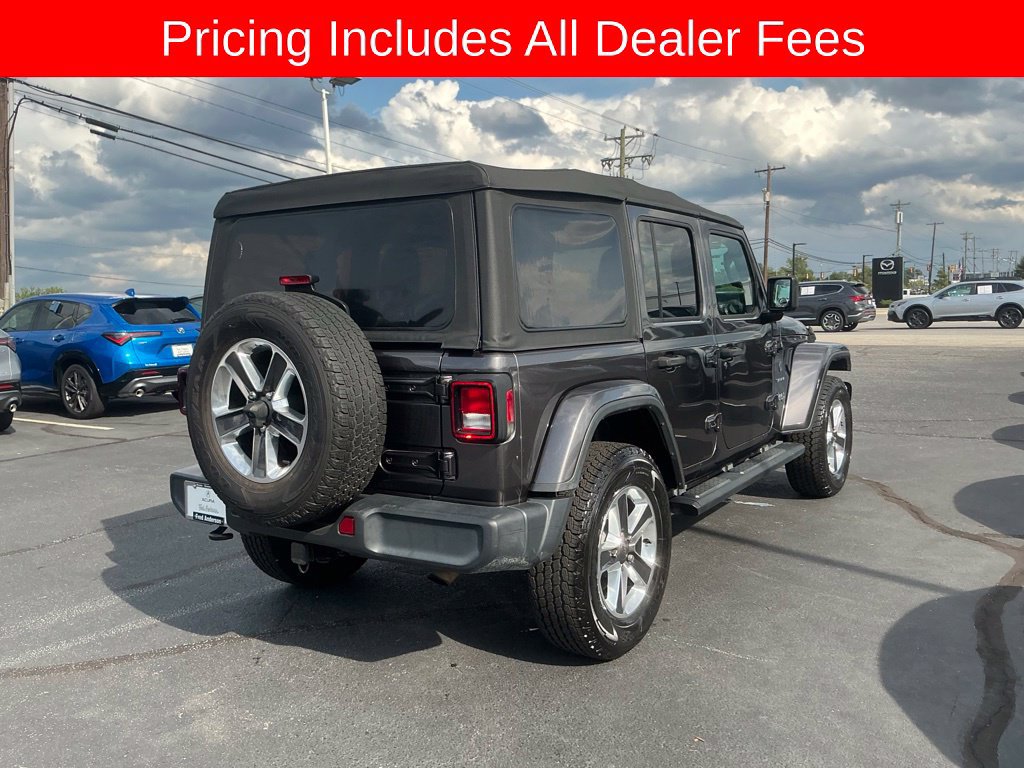 Used 2018 Jeep Wrangler Unlimited Sahara AWD/4WD image 5