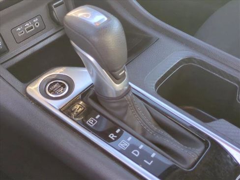 Used 2025 Nissan Sentra SV image 12