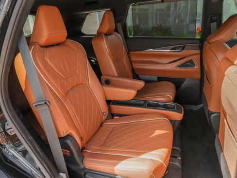 Used 2025 INFINITI QX60 Autograph w/ Cargo Package image 35