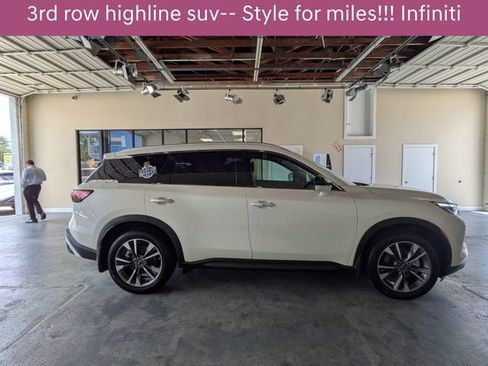 Used 2023 INFINITI QX60 Luxe w/ Vision Package AWD/4WD image 3