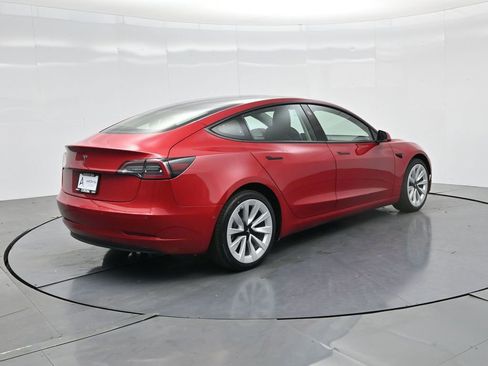 Used 2022 Tesla Model 3 image 14