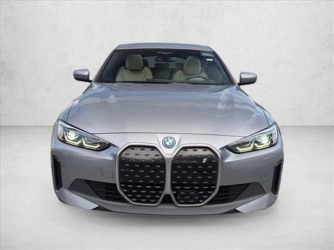 Used 2023 BMW i4 eDrive35 RWD image 2