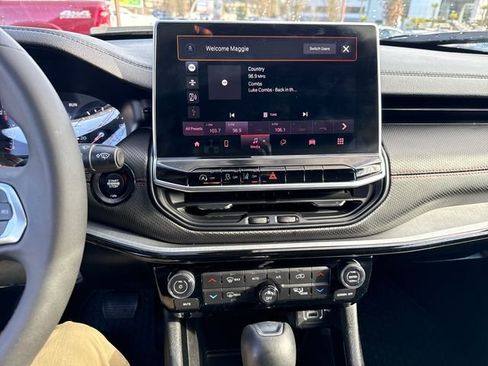 Used 2022 Jeep Compass Trailhawk image 27