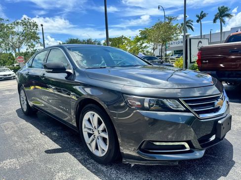 Used 2019 Chevrolet Impala LT FWD image 3