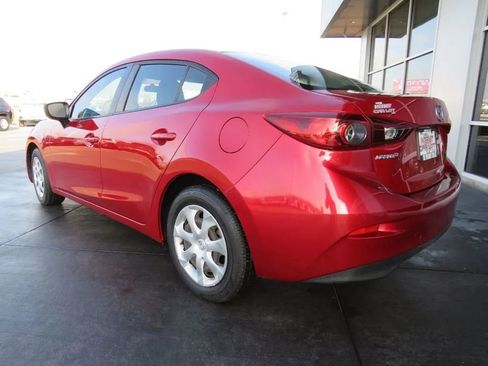 Used 2016 MAZDA MAZDA3 i Sport image 5
