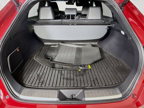 Used 2024 Toyota Venza Limited image 34