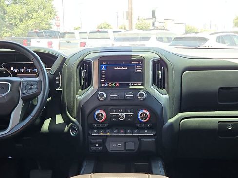 Used 2022 GMC Sierra 3500 Denali AWD/4WD image 14