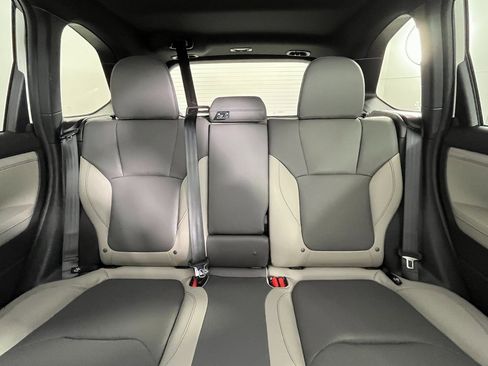 Used 2025 Subaru Forester Limited image 20