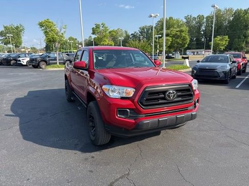 Used 2023 Toyota Tacoma SR AWD/4WD image 4