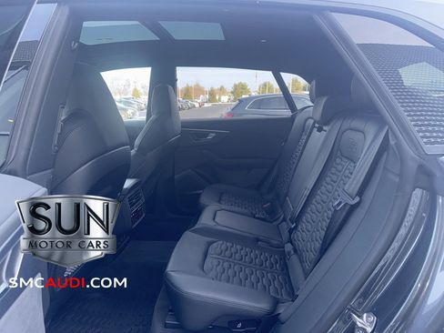 New 2025 Audi RS Q8 performance image 21