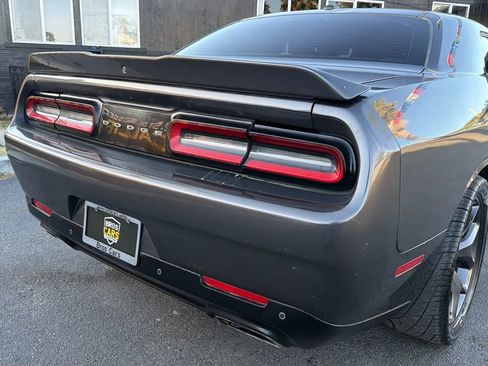 Used 2019 Dodge Challenger R/T RWD image 29